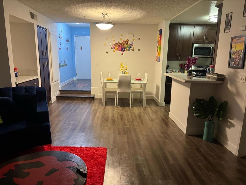 Mario, Harry Potter, Disney & Not Themed Loft Universal Studios 10Min Loft Apartment Los Angeles Eksteriør billede