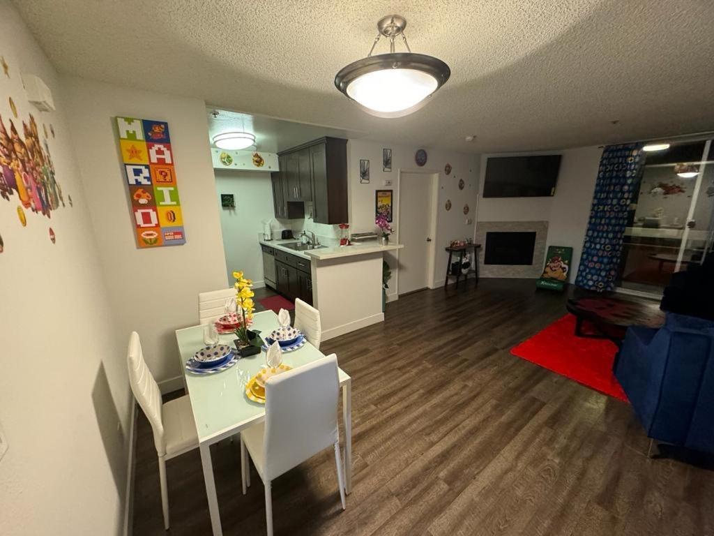 Mario, Harry Potter, Disney & Not Themed Loft Universal Studios 10Min Loft Apartment Los Angeles Eksteriør billede
