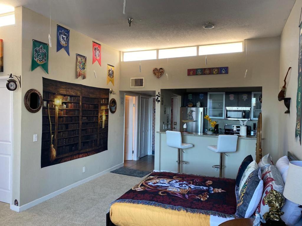Mario, Harry Potter, Disney & Not Themed Loft Universal Studios 10Min Loft Apartment Los Angeles Eksteriør billede
