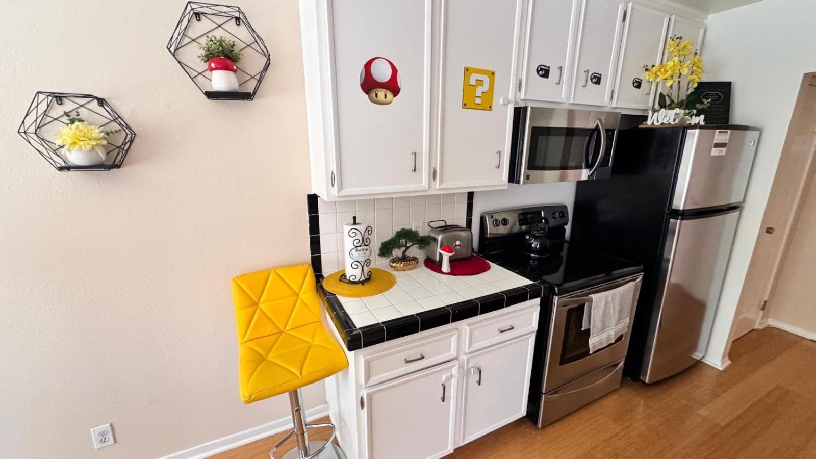 Mario, Harry Potter, Disney & Not Themed Loft Universal Studios 10Min Loft Apartment Los Angeles Eksteriør billede